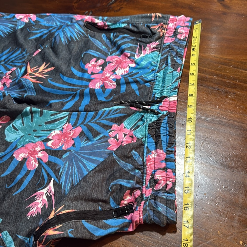 MATIX TROPICAL SHORTS🔥 - Picture 7 of 9